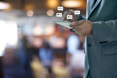Sms medya adam kullanım akıllı telefon sosyal medya ağı iletişim 