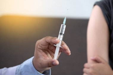 Tıp ve sağlık kavramı veren hasta aşı doktor ben