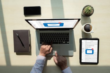 Posta iletişim bağlantı iletisi posta kişileri telefon için 