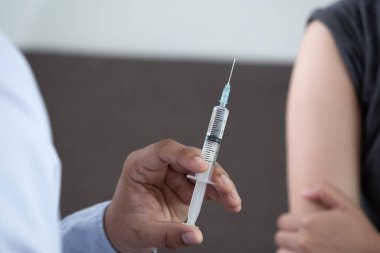 Tıp ve sağlık kavramı veren hasta aşı doktor ben