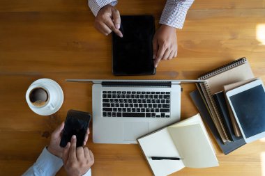 Havai görünümü üstten görünüm adam çalışan Resepsiyon kavramı