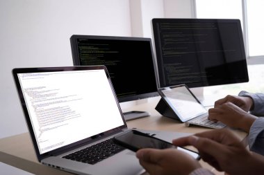 Gelişmekte olan programlama teknolojileri Web Tasarım Online teknoloji çalışma programcı
