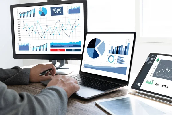 Práce tvrdá Data Analytics statistiky informace obchodní Technol — Stock fotografie