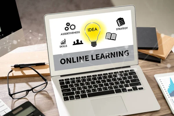 Online Μαθηση Student Study Using Laptop Learning Global Connectivity Learning — Φωτογραφία Αρχείου