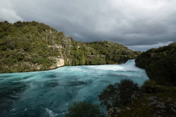 Водоспад Хука Річці Ваїкато Нова Зеландія Похмурий День — стокове фото