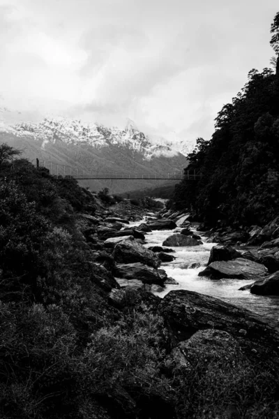 Сніговий Пік Річкою Південному Острові Ванака Нова Зеландія Фотографія Взимку — стокове фото