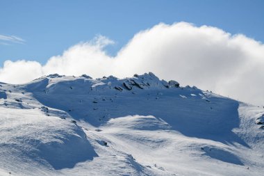Güney adasında kar zirvesi, Yeni Zelanda. Fotoğraf: 2019 kışında.