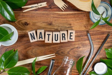 Ahşap zemin üzerinde 