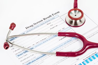 Uyuşturucu testi raporu form sağlık stetoskop ile.