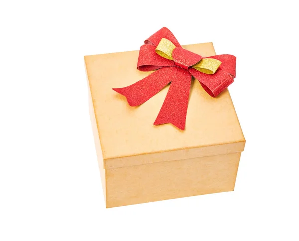 Brązowy pudełko z czerwoną wstążką. — Zdjęcie stockowe