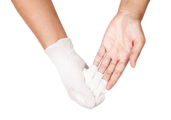 Mano tirar guantes desechables blancos médicos . —  Fotos de Stock