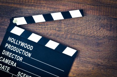 Clapper yönetim kurulu veya kayrak film açıldı.