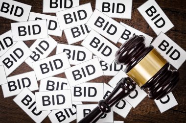 Bu teklif word ile ihale üzerinde kullanılan gibi bir tokmak.