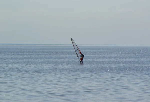 Windsurf Mar Barcos Pasando Por Horizonte — Foto de Stock