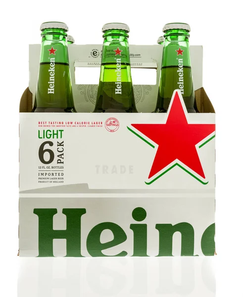 Heineken licht zes pack — Stockfoto