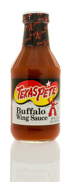 Бутылка соуса крыла
