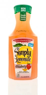 Sadece limonata çilek ile