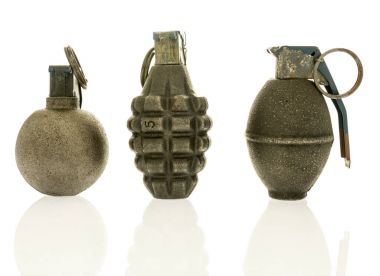 İzole üç el bombası