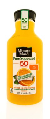 Bir şişe meyve suyu.