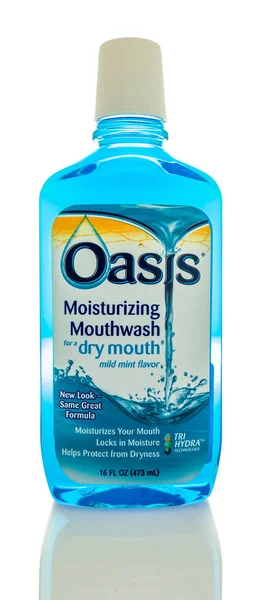 Bottle of mouthwash — Stock Photo, Image