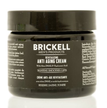 kırışıklık kremi kavanoz