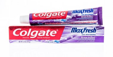 Colgate diş macunu izole