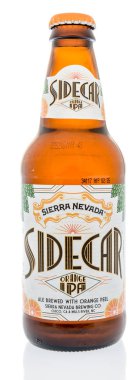 Tek şişe bira