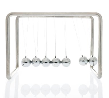 Newton beşik sallanan