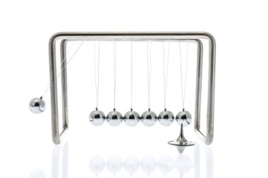 Newton beşik top ile