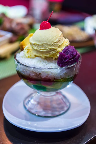 Ein Philippinisches Dessert Das Als Heiligenschein Bekannt Ist Mit Rasiertem — Stockfoto