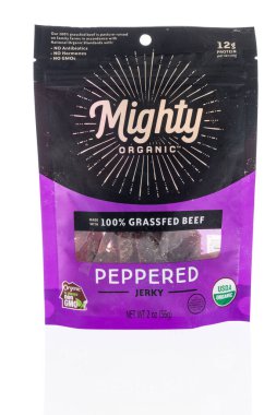 Winneconne, WI - 26 Nisan 2020: Bir paket Mighty Organik ot kurutulmuş sığır eti.