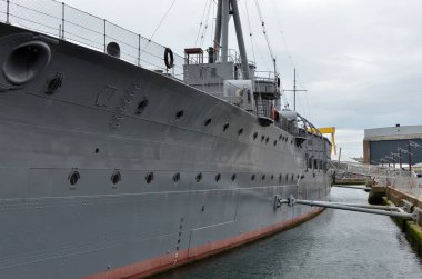 photo HMS Caroline Belfast old first world war battleship