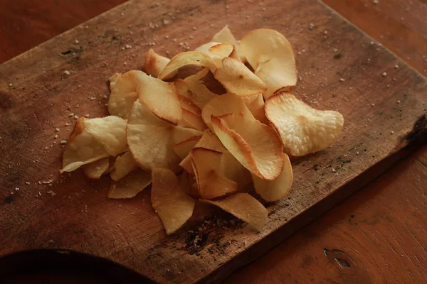 Chips, abur cubur olmak çok lezzetli.