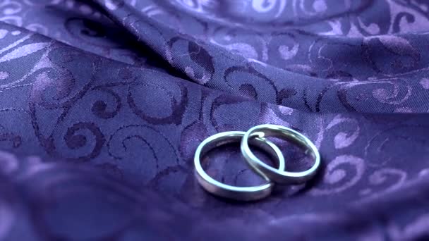 Anéis Casamento Tecido Cetim — Vídeo de Stock