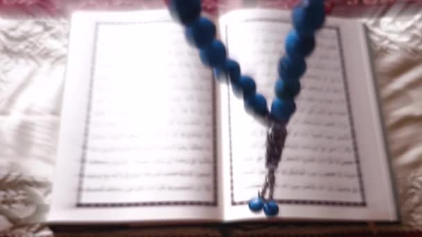 Oración Islámica Luces Acebo Del Corán Rosario — Vídeos de Stock
