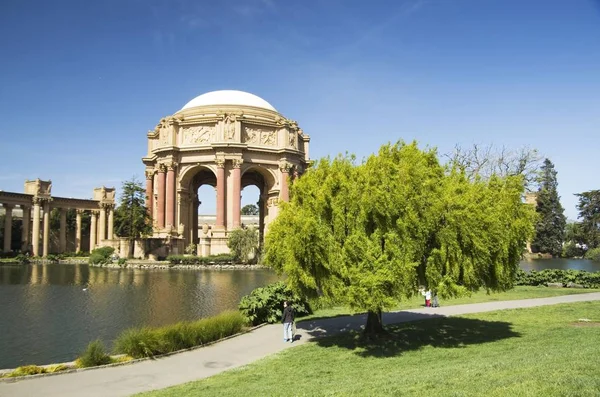 Palác výtvarných umění, san francisco, Kalifornie, usa — Stock fotografie