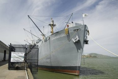 San Francisco, ABD - 4 Nisan 2017: özgürlük taşıma Ss Jeremiah O'Brien San Francisco bay demirli