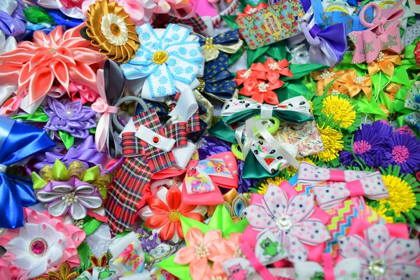 Lastikleri ve saç pins