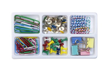 Beyaz arkaplanda izole edilmiş farklı renkler ve küçük tırnaklar.