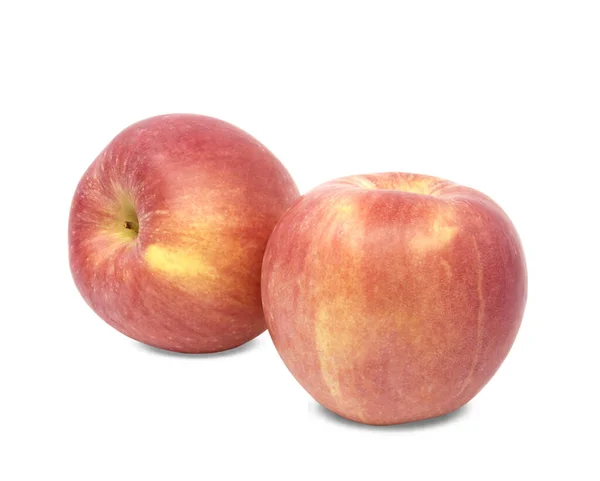 Zwei Rote Äpfel Isoliert Auf Weißem Hintergrund — Stockfoto