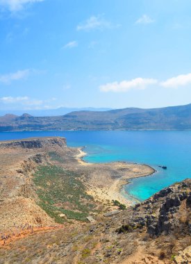 Eski Venedik kalesine yükselin. Imeri Gramvousa adasının doğal manzarası. Üst görünüm.