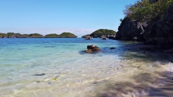 Traveling Hundred Islands Beautiful Beaches Summer Season Located Alaminos Pangasinan — ストック動画