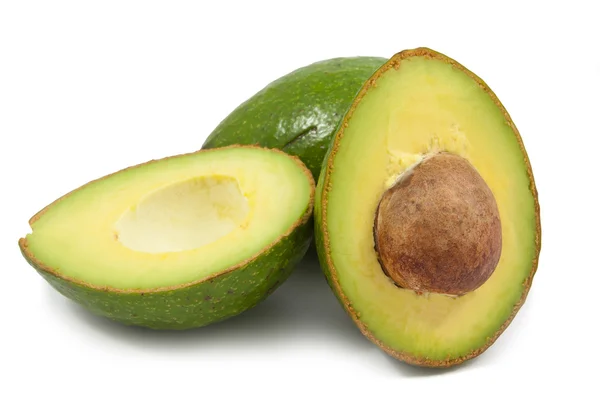 Avocado op witte achtergrond — Stockfoto