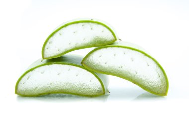 vers blad Aloë vera geïsoleerd