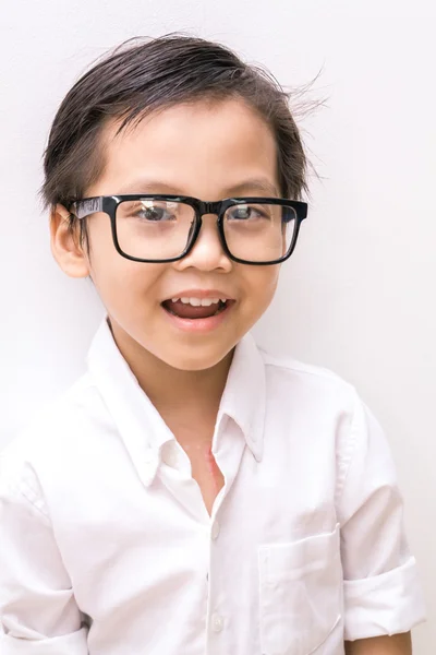 Camisa blanca en poco — Foto de Stock