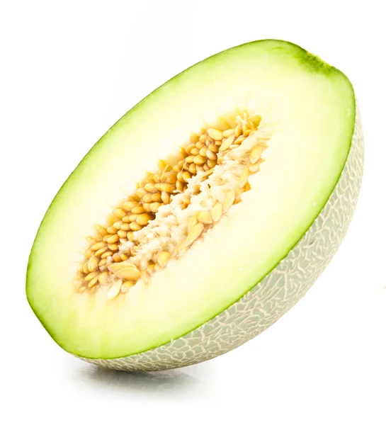 Melon kantalupa zielony na białym tle — Zdjęcie stockowe