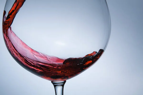 Víno se nalévá — Stock fotografie