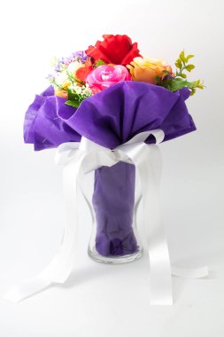 Çiçek Vas'deki / daki demet