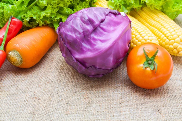 sebze çuval arka plan üzerinde