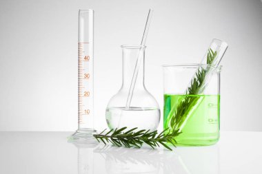 bitkisel ilaç doğal organik ve bilimsel cam ürünleri